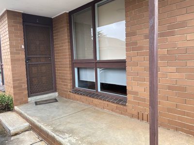 2 / 15 Greaves Street, Werribee