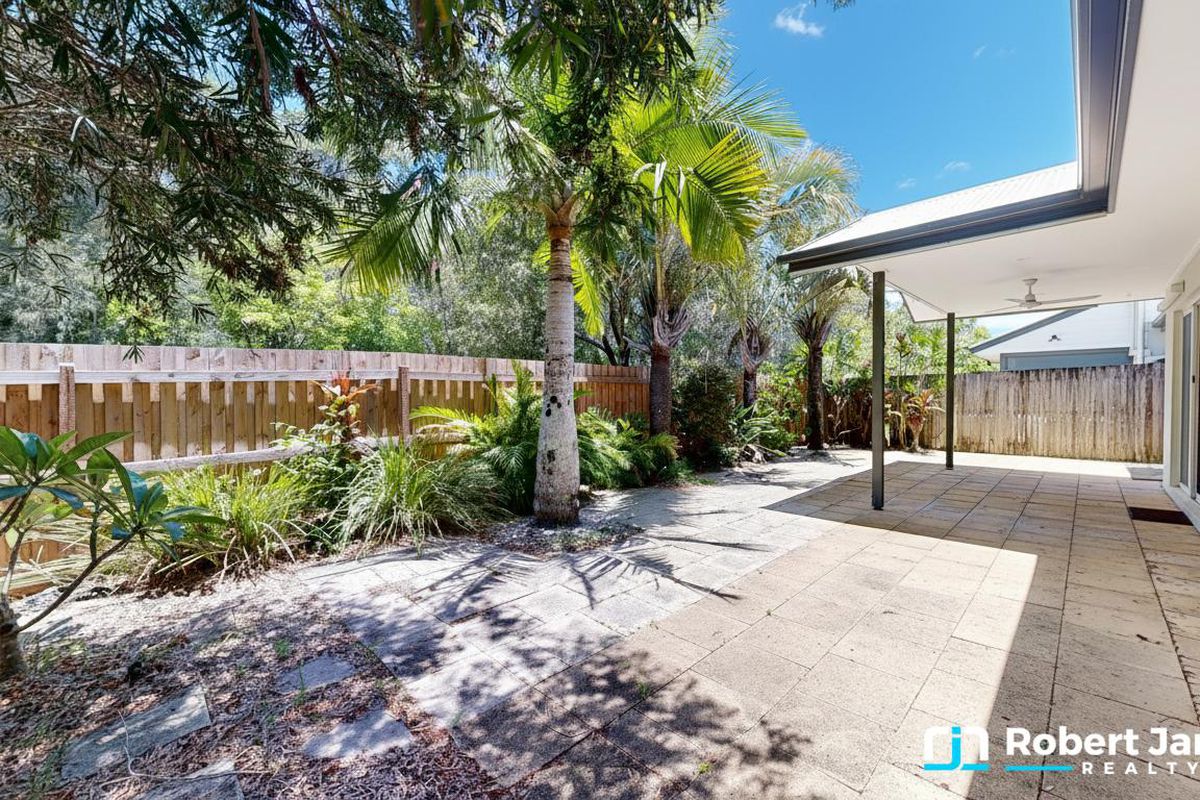 20 / 4 Riverstone Court, Tewantin