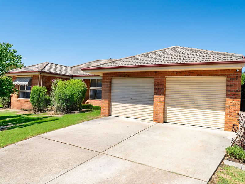 1 SLICE COURT, Wodonga