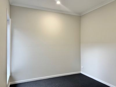 9 Kumara Drive, Manor Lakes