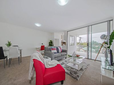 2/54 Yamboyna Street, Manly