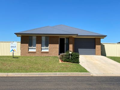 50 Madden Drive, Griffith