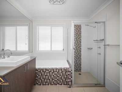 31 James Foster Drive, Black Head