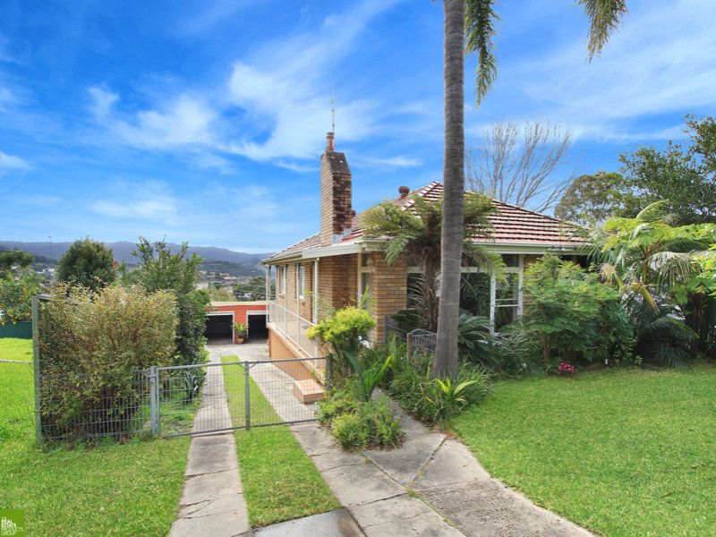 220 Farmborough Road, Farmborough Heights