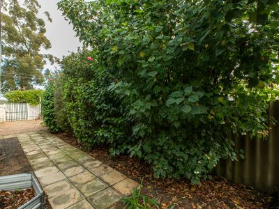 24 Hutchinson Road, Burekup
