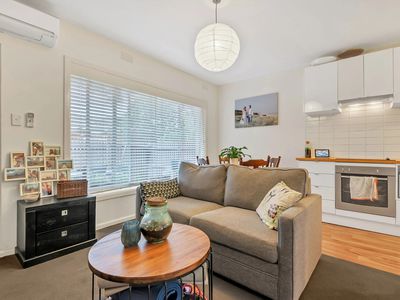 2 / 21 Hobart Road, Murrumbeena