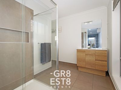 56 Crepe Avenue, Cranbourne West