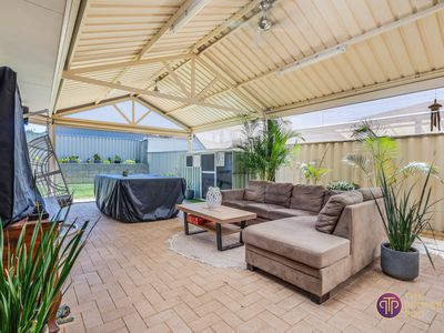 13 Teakwood Loop, Thornlie