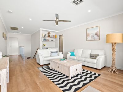 43 Holloways Ridge, Secret Harbour