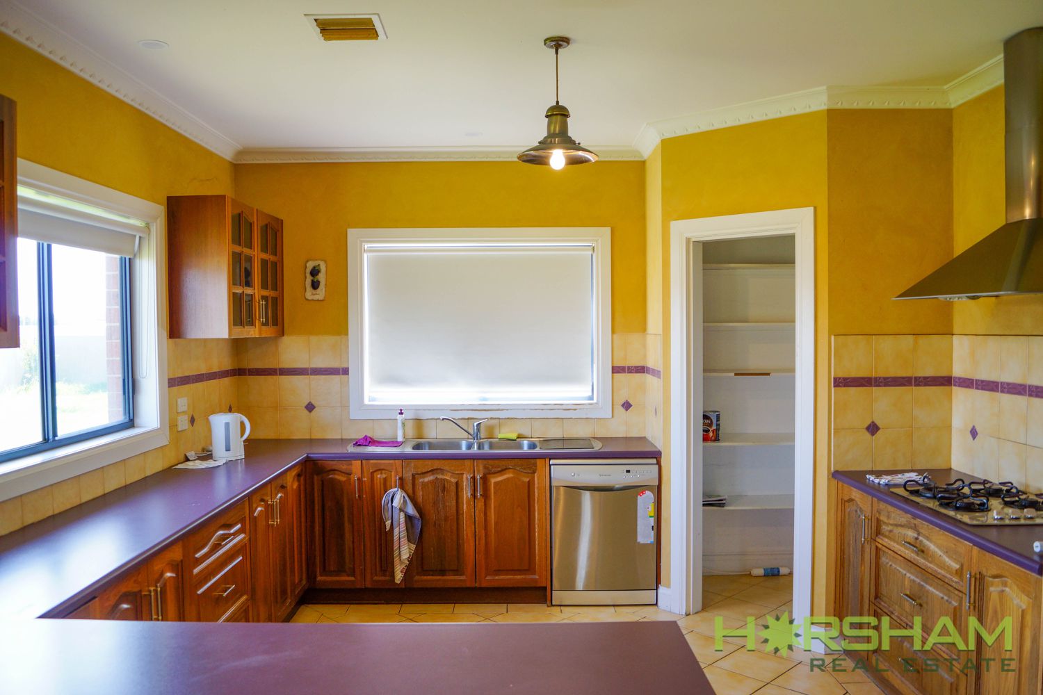 5 Perkins Court, Horsham