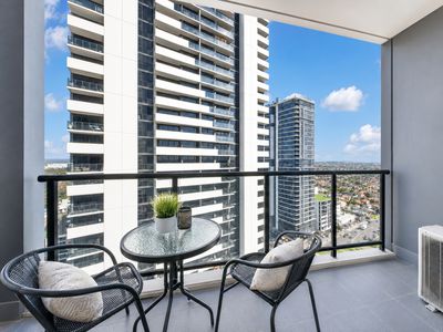 1901 / 420 Macquarie Street, Liverpool