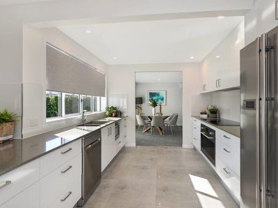 25 Carrothool Place, Mooloolaba
