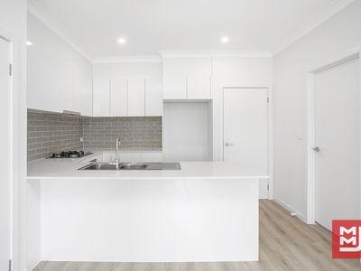 1 / 6 Addison Avenue, Lake Illawarra