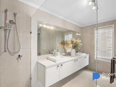 8 GIUDICE STREET, Kangaroo Flat