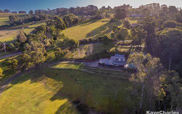 26 Bourkes Creek Road, Pakenham Upper