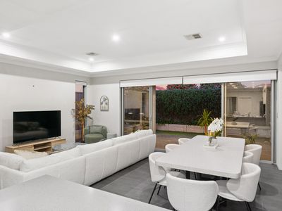228A Riseley Street, Booragoon