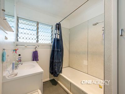 11 Julieanne Street, Gailes