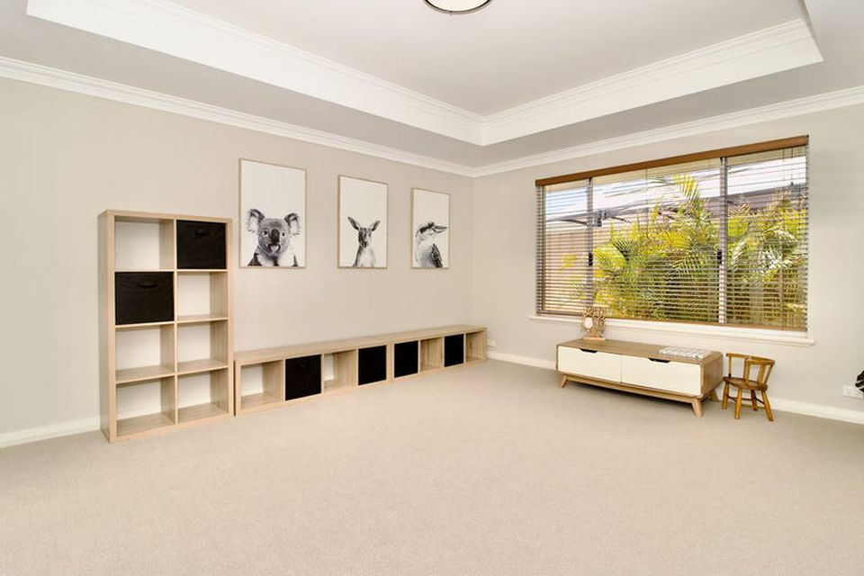 10 Waring Heights  , Baldivis