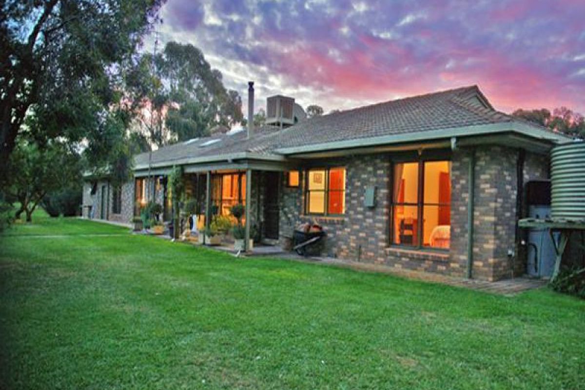 93 Howards Lane, Kyabram