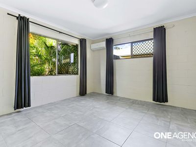 2 / 386 Torquay Terrace, Scarness