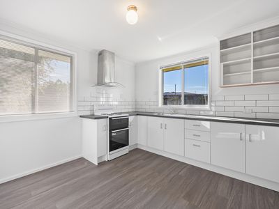 13 Hammond Avenue, George Town