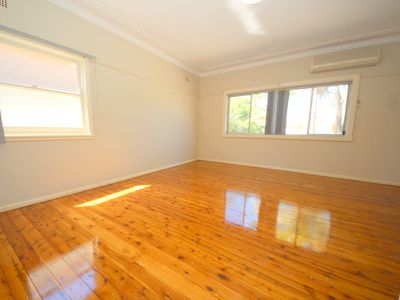 32 Robertson Road, Chester Hill