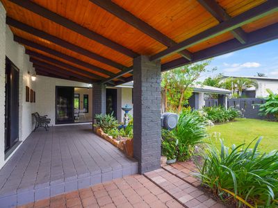 58 Lakes Crescent, Marrara