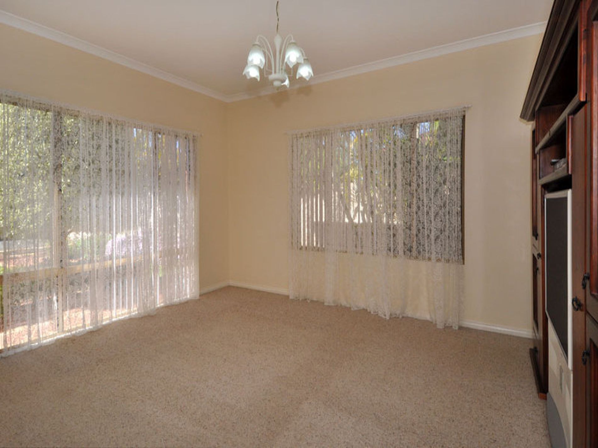 24 McKay Street, Somerville