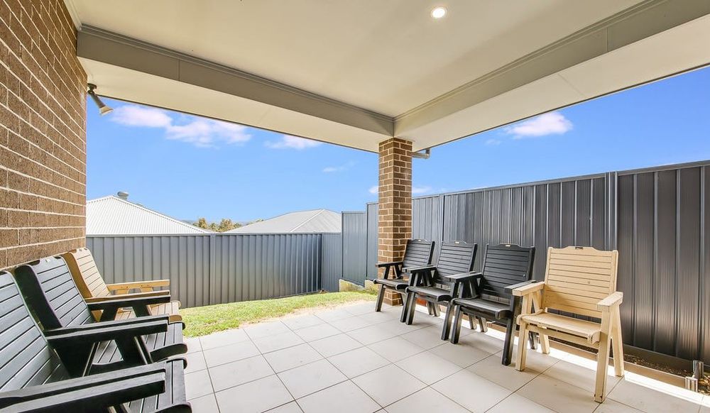 21 Radisich Loop, Oran Park