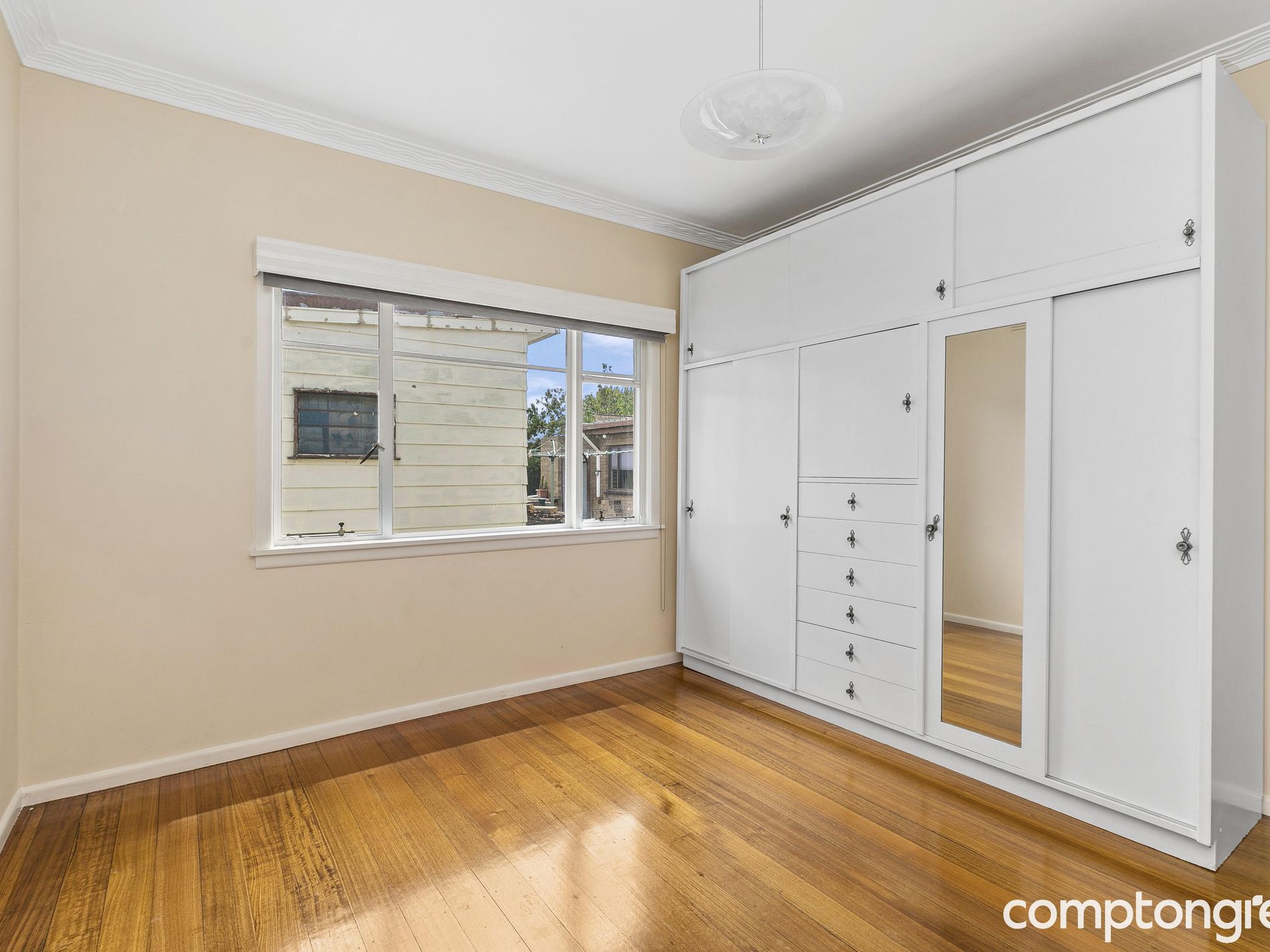 21 Civic Parade, Seaholme