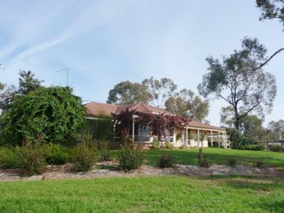 30 Bowna Park Drive, Table Top