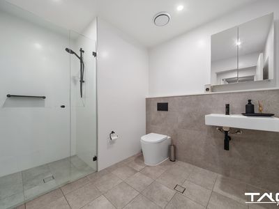 401 / 147 Great Western Highway, Mays Hill