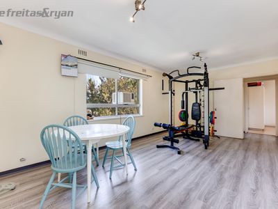 12 / 13 Milton Place, Orelia