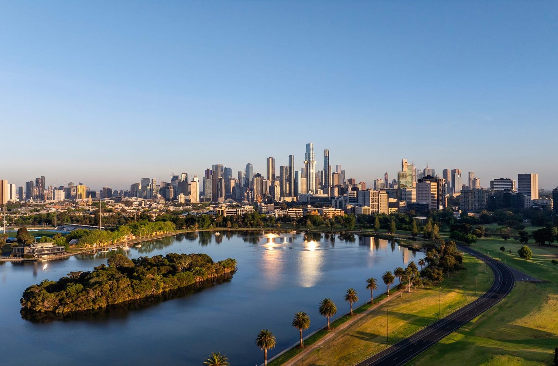 9701 / 70 Southbank Boulevard, Southbank