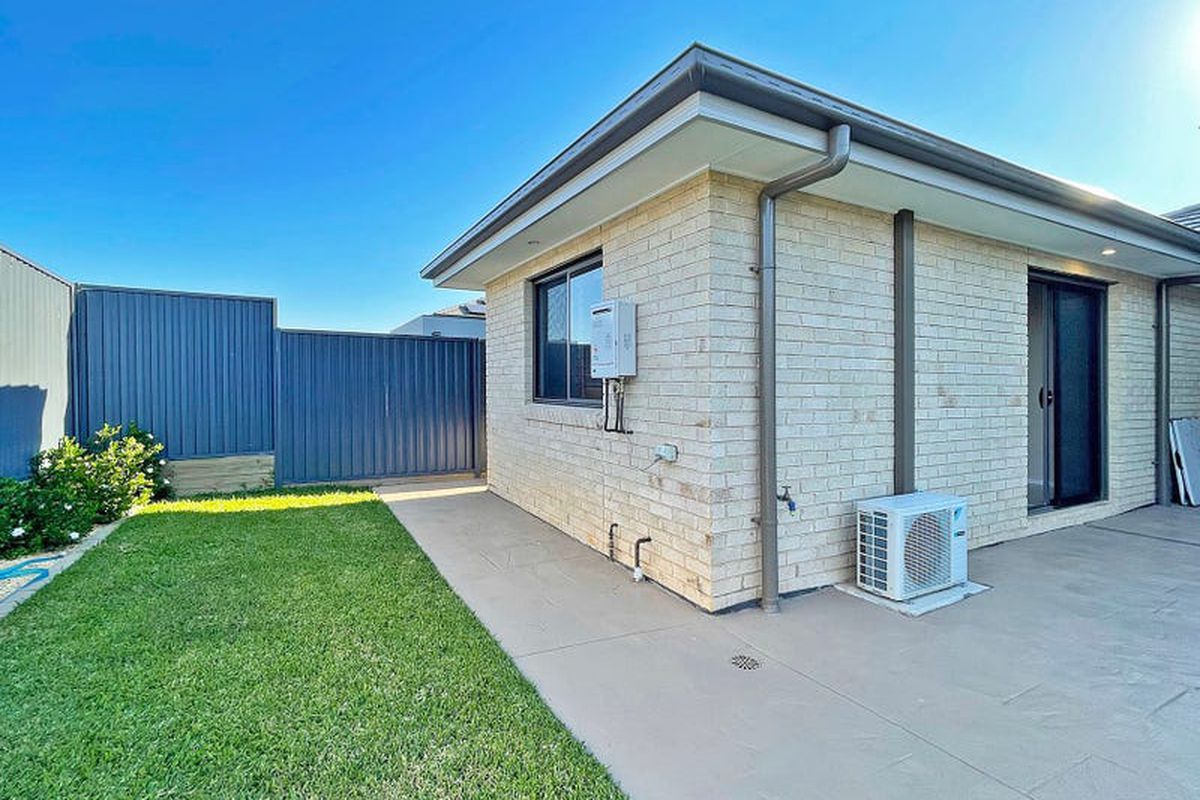 4A Ewing Loop, Oran Park