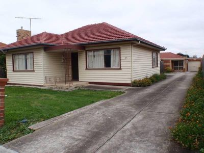 25 Glendenning Street, St Albans