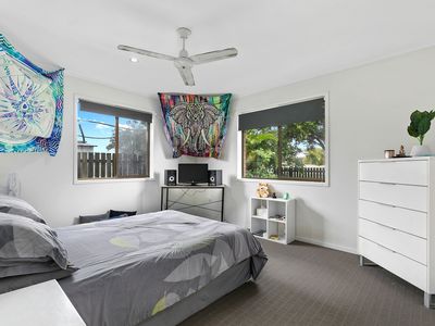 28 Caringa Street, Urangan