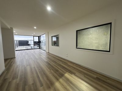 2 / 26 Robbins Circuit, Williamstown North