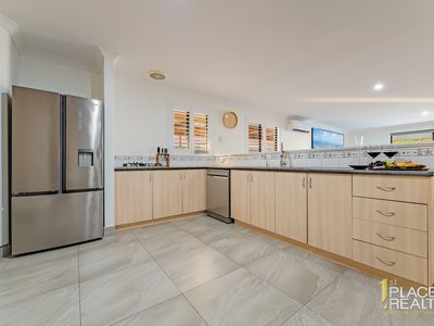 15 Curlewis Drive, Baldivis