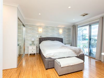 5 Tobar Road, Dalyellup