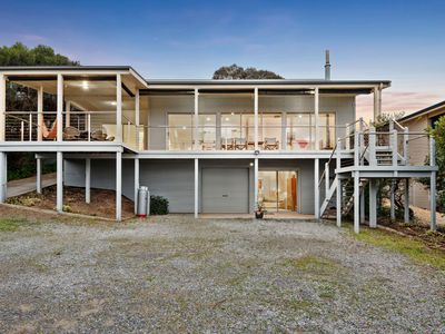 17 Stacey Drive, Carrickalinga