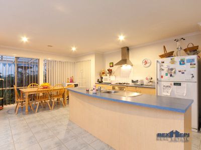 5 Sunvalley Blvd Street, Lynbrook