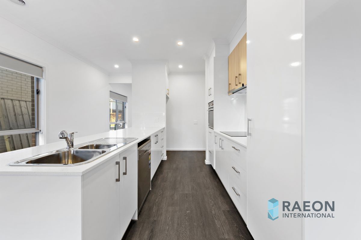 11 Course Street, Mambourin