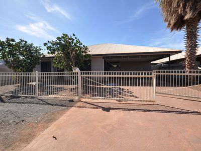 32 Minderoo Avenue, South Hedland