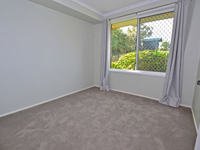 15 SHACKLETON STREET, Robertson