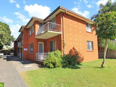 6 / 10 Peterborough Avenue, Lake Illawarra