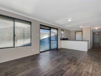 45 Mebbin Grove, Yanchep