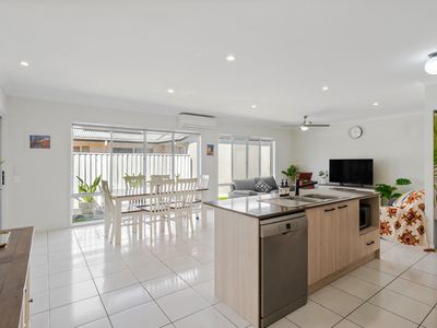 13 Morna Place, Coomera Waters