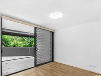 103 / 8 Musgrave Street, West End