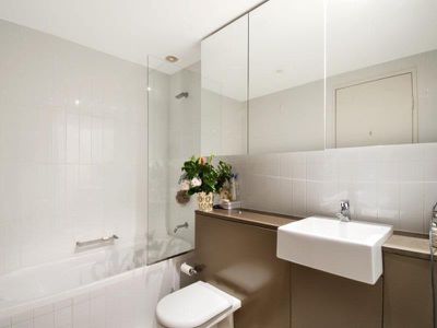 11 / 1 Defries Road, Zetland
